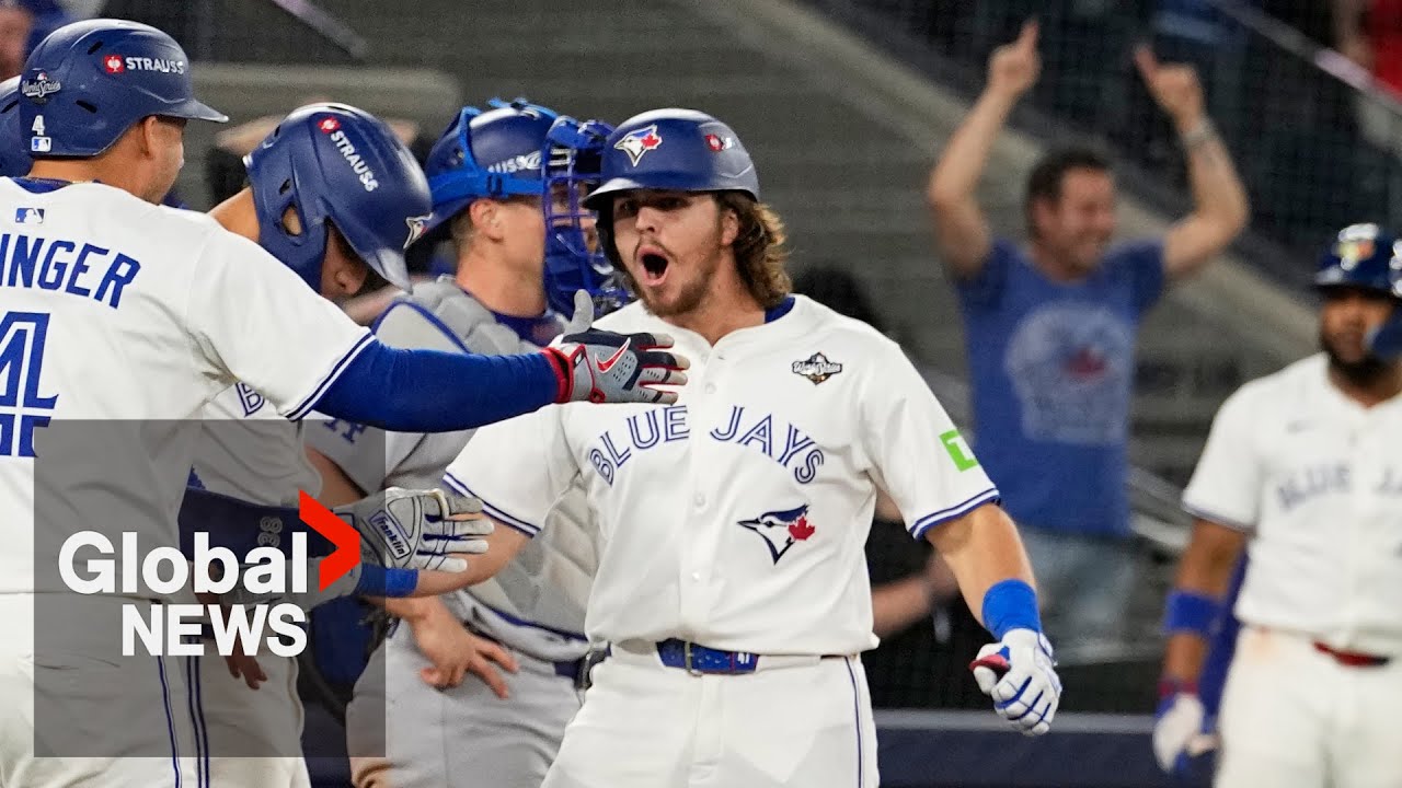 &ldquo;Just madness&rdquo;: Blue Jays on the atmosphere inside Rogers Centre during 9 run 6th inning