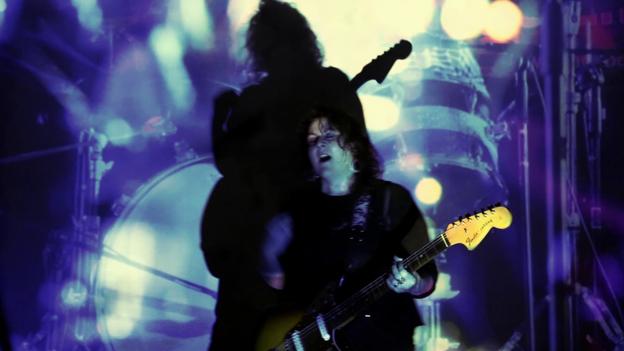 'Call You Out' Majestic Horses video-single from 'Away from the Sun' LP