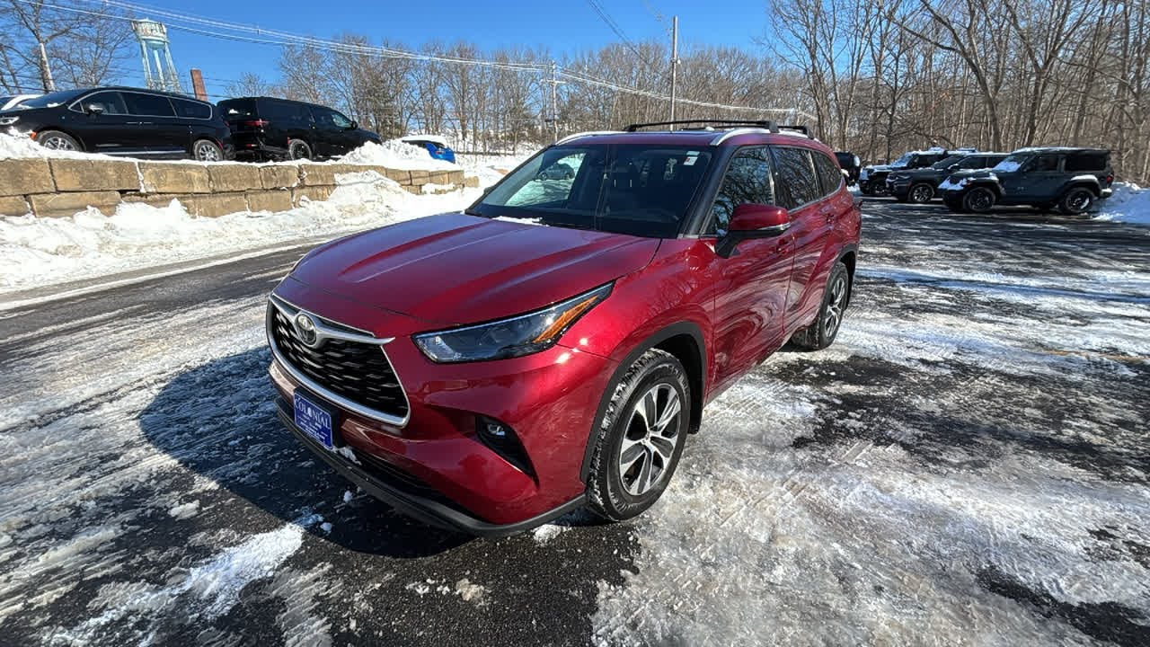 2022 Toyota Highlander XLE Hudson, Natick, Worcester, Westboro, Lowell MA