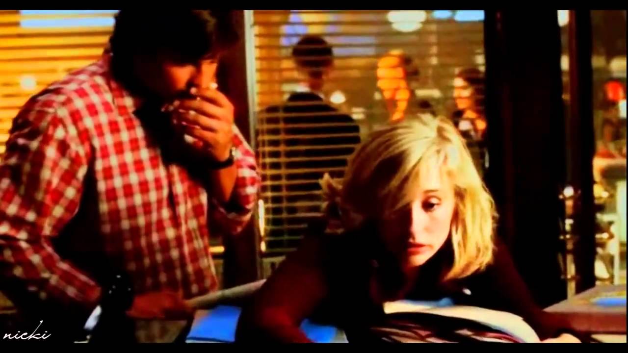 ► chloe sullivan {i'm thinking what the hell?!}