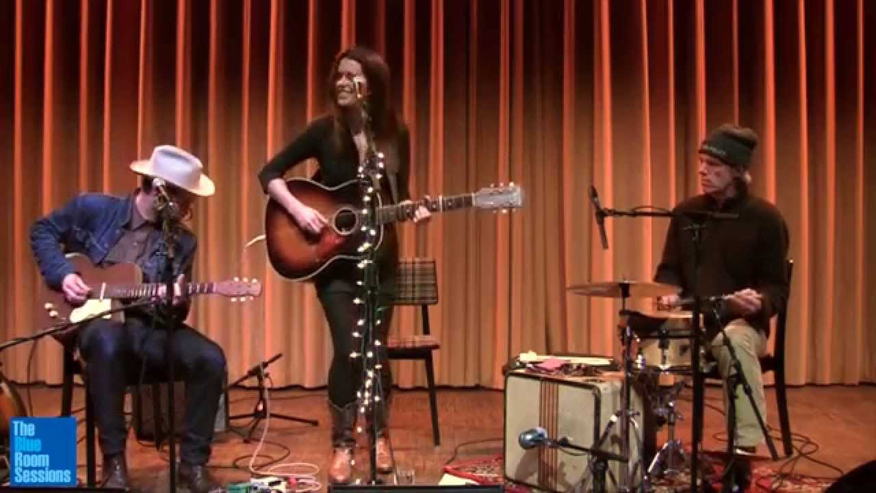 Caitlin Canty with Jeffrey Foucault and Billy Conway - Dotted Line