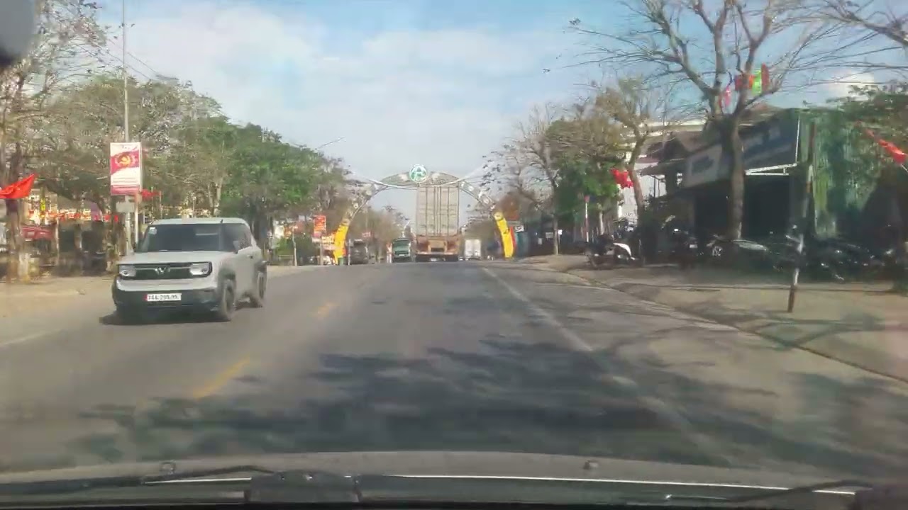 Đổ đèo Lao Bảo