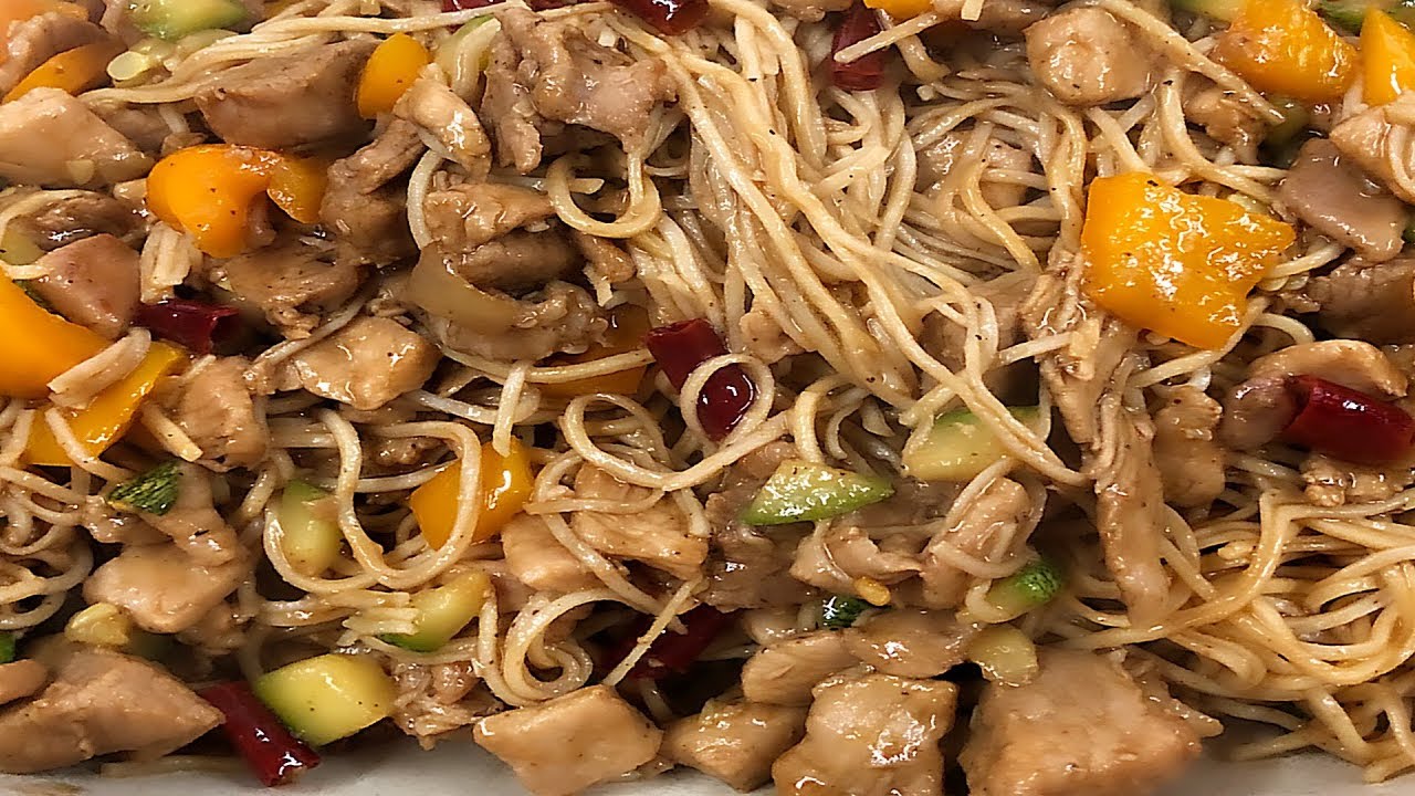 Fideos fritos estilo chino
