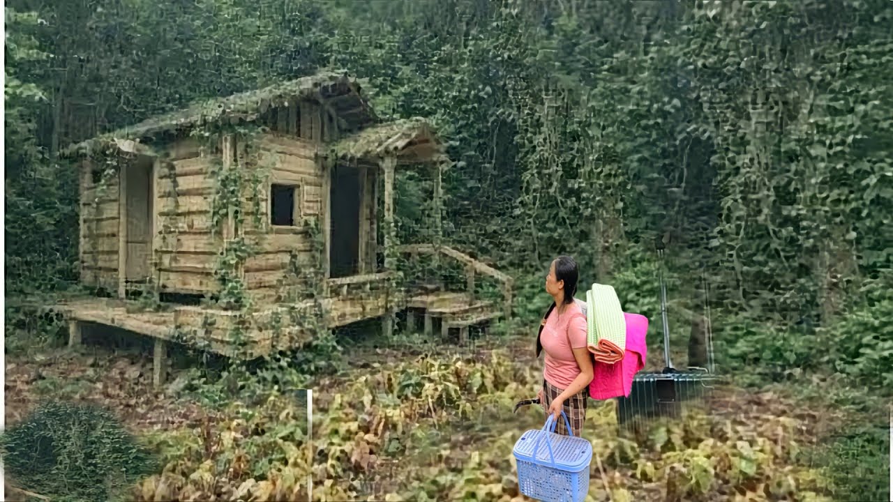 Let's see how this single woman living in an abandoned house is improving her life.
