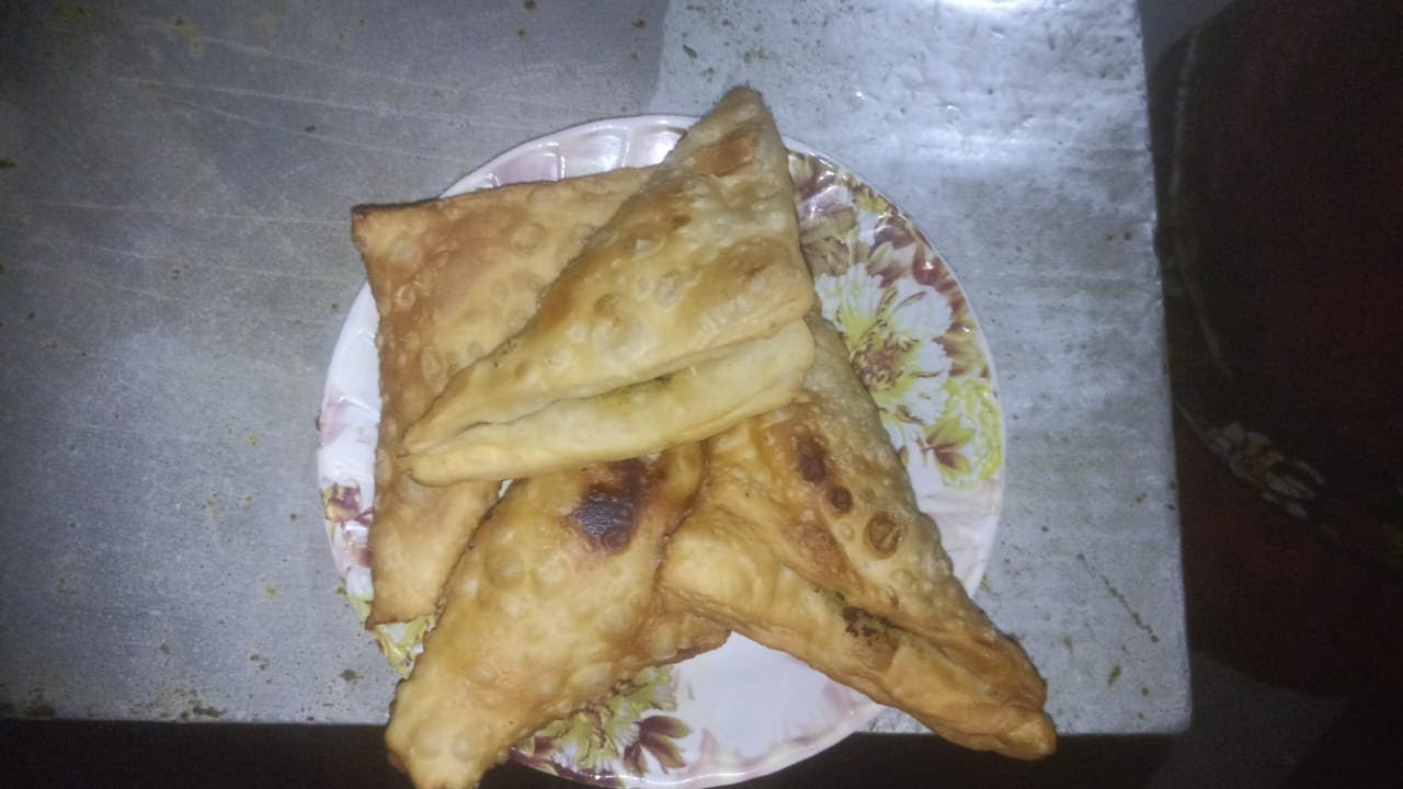 a bengoli mom teach the viewers about making authentic begali food and cousines