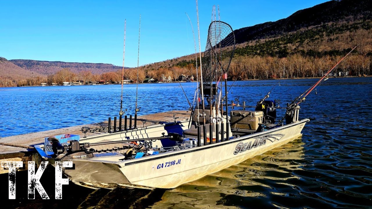 The EPIC Tennessee River Catfish Adventure!