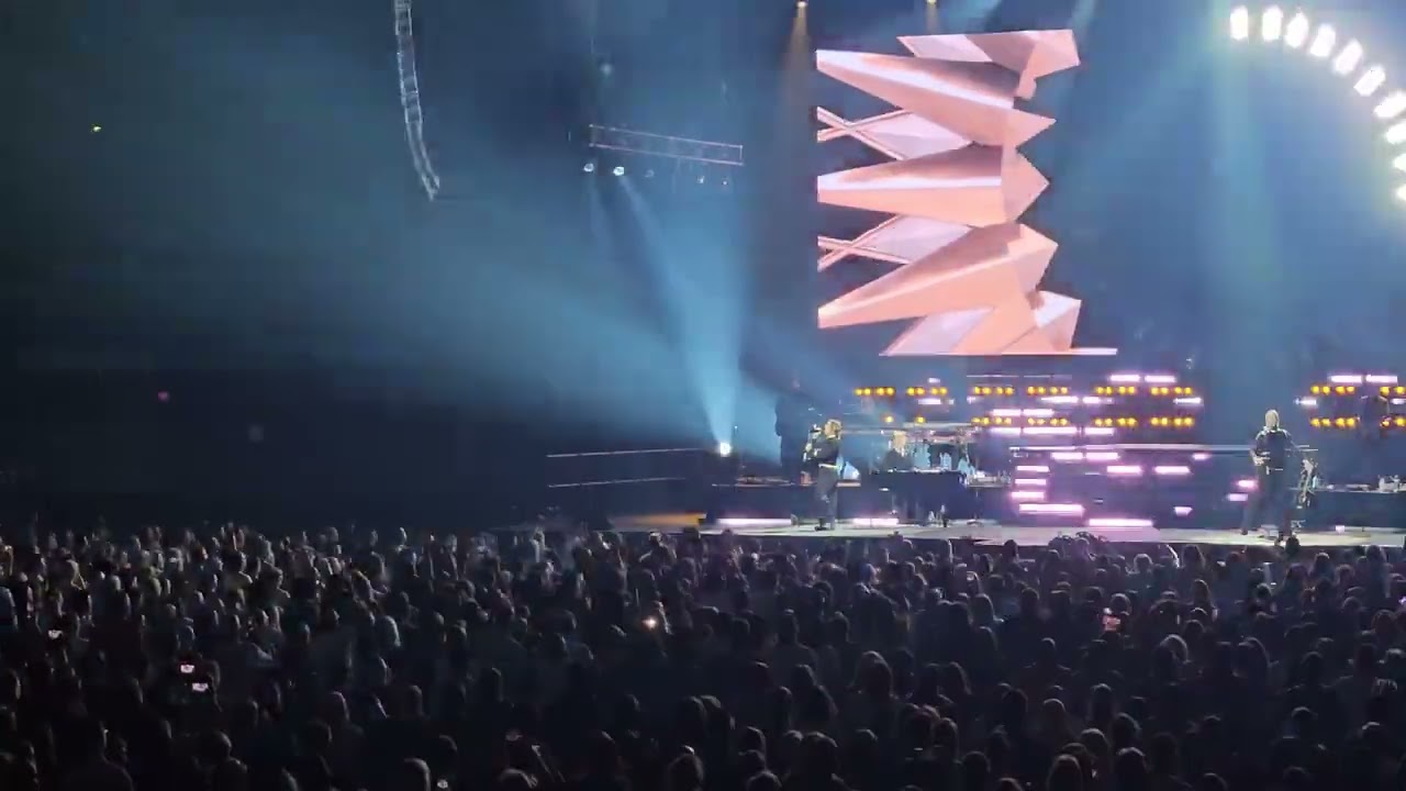 Take That: Shine