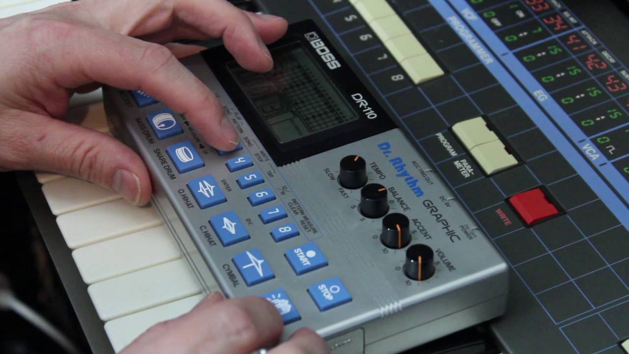 BOSS Dr Rhythm DR-110