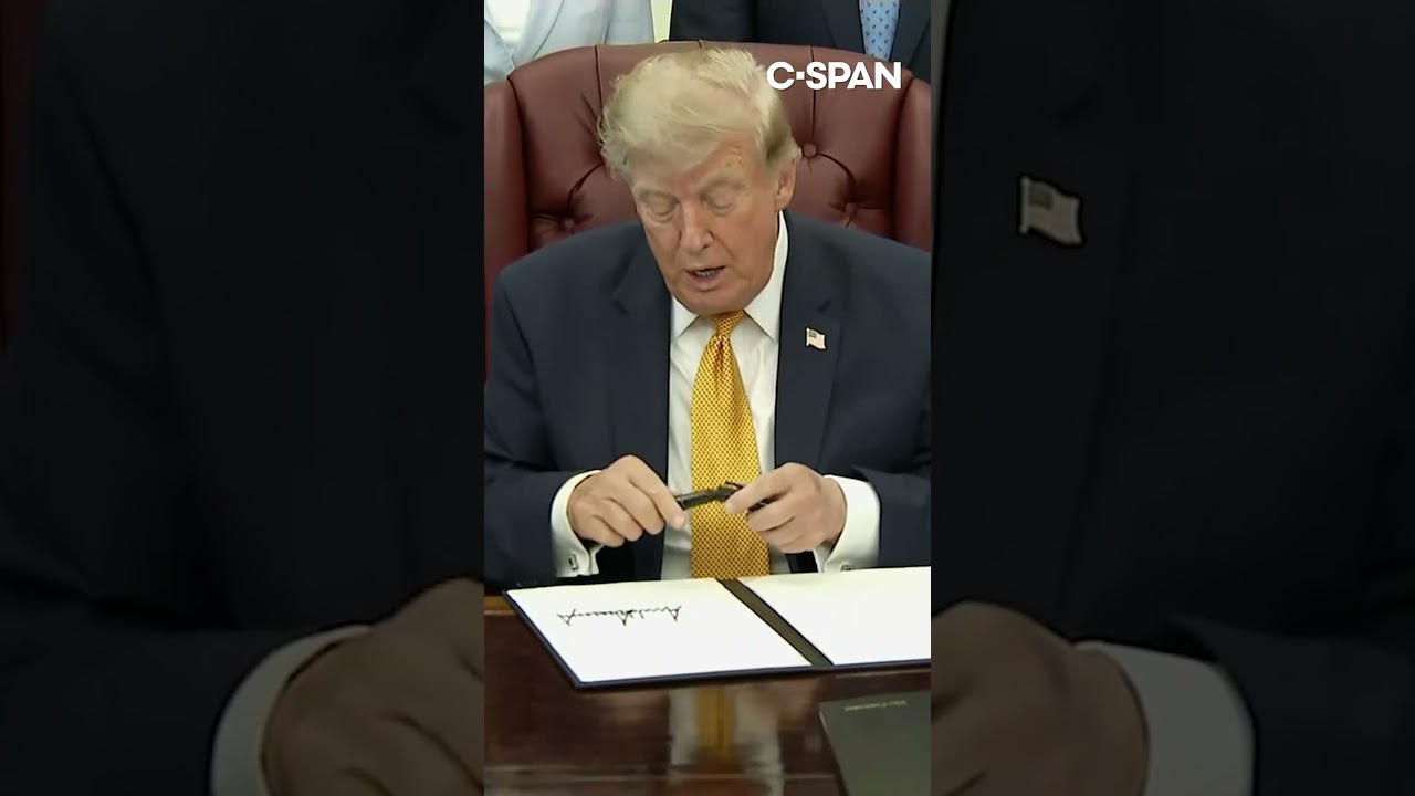 Trump signs order to create Military Spouse Commission