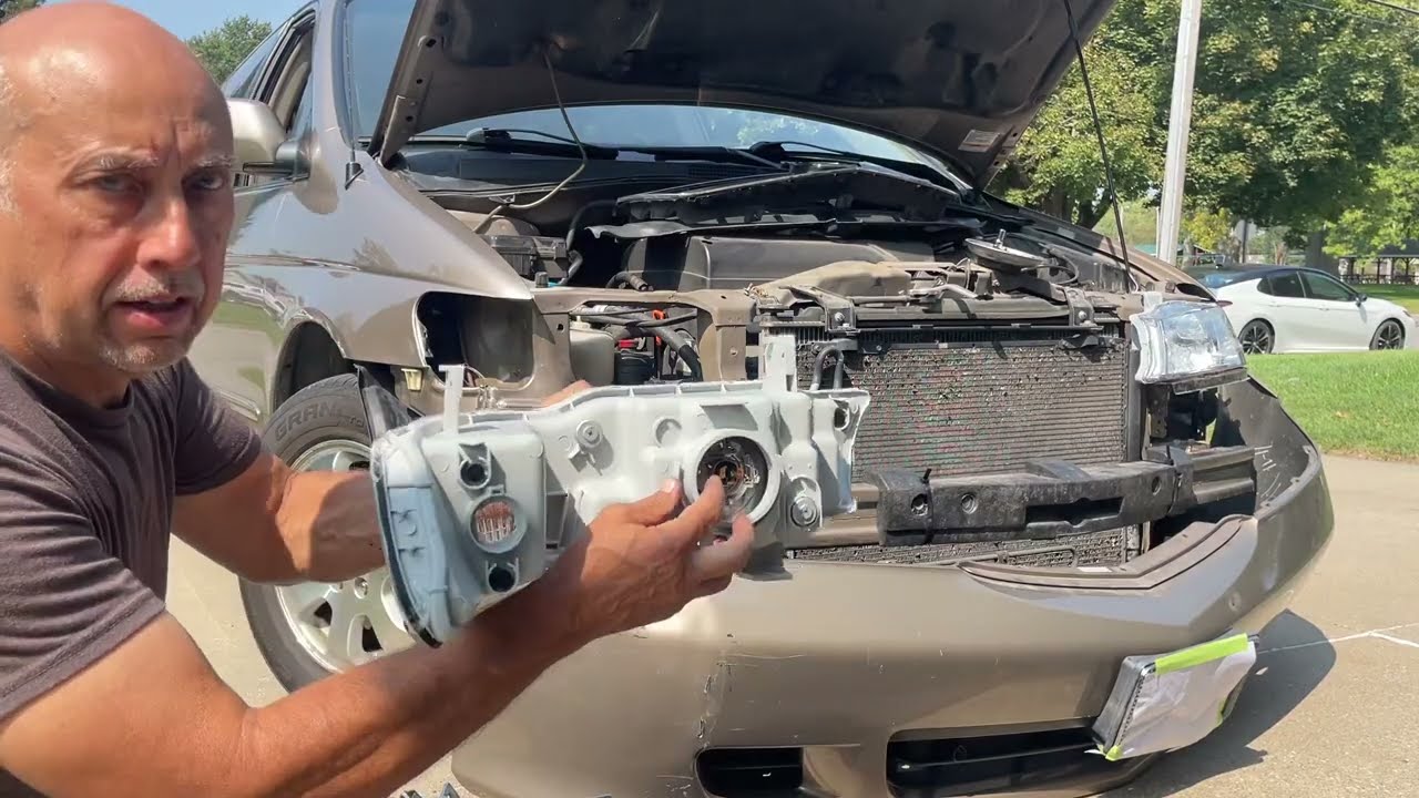 Headlight replacement 2004 Honda Odyssey van