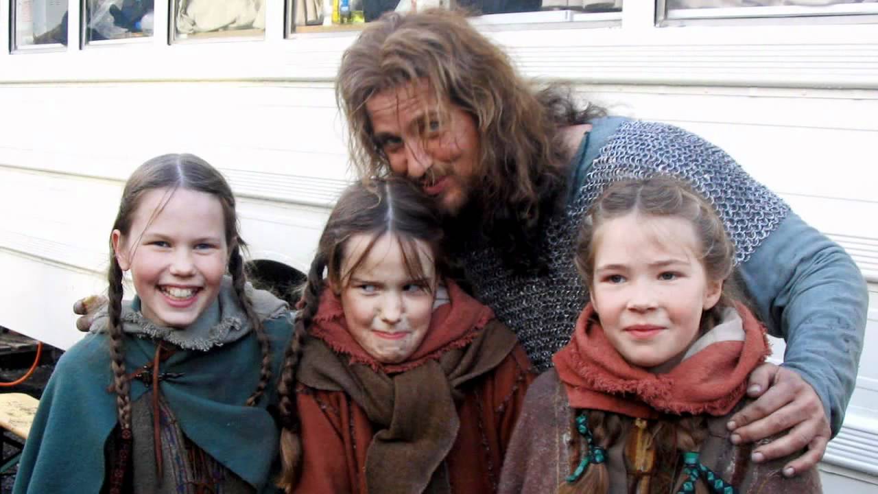 Gerard Butler All I Want For Christmas