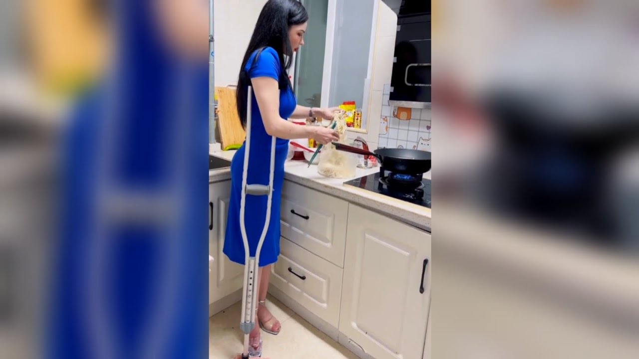 Smartly Dressed Polio Lady Cooking & Dancing on Heels | One Leg Walk