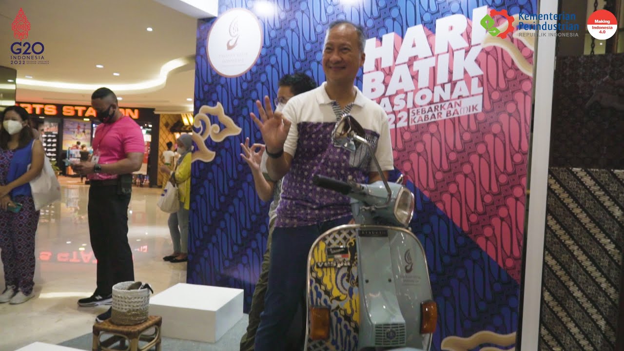Hari Batik Nasional : Memakai Batik, Menghormati Warisan Budaya, Memperkokoh Perekonomian Nasional