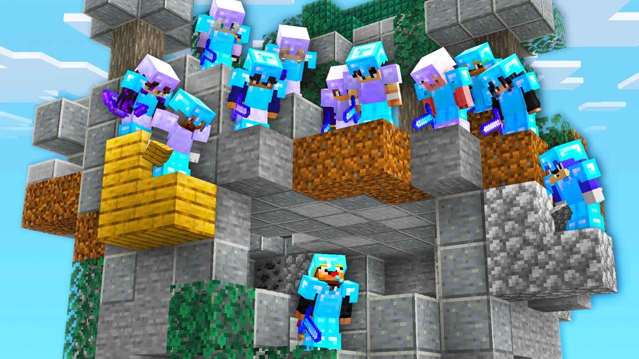 Skywars Clutch God VS 11 Hunters (Minecraft Manhunt)