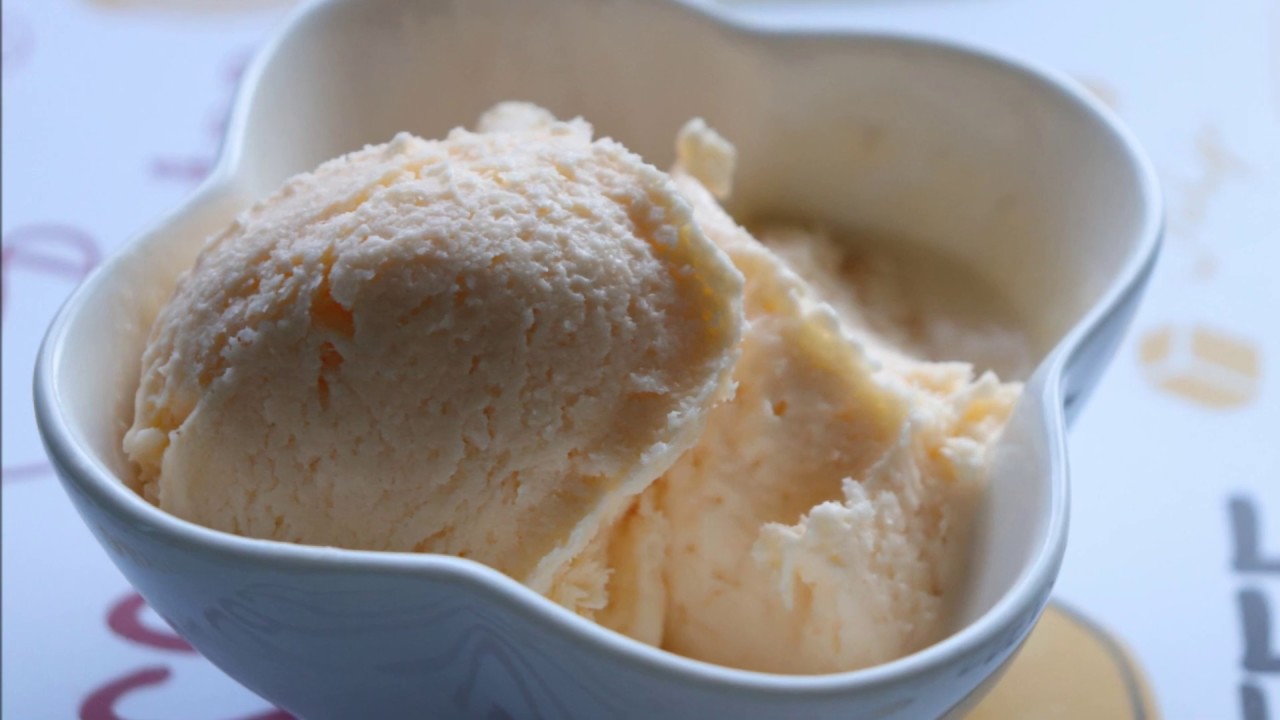 Recette de Glace au yaourt  maison sans sorbetière avec 5 ingrédients