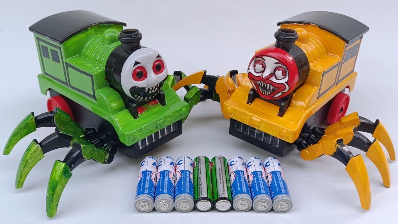 unboxing dan merakit mainan kereta monster laba-laba,kereta thomas exe,train monster spider