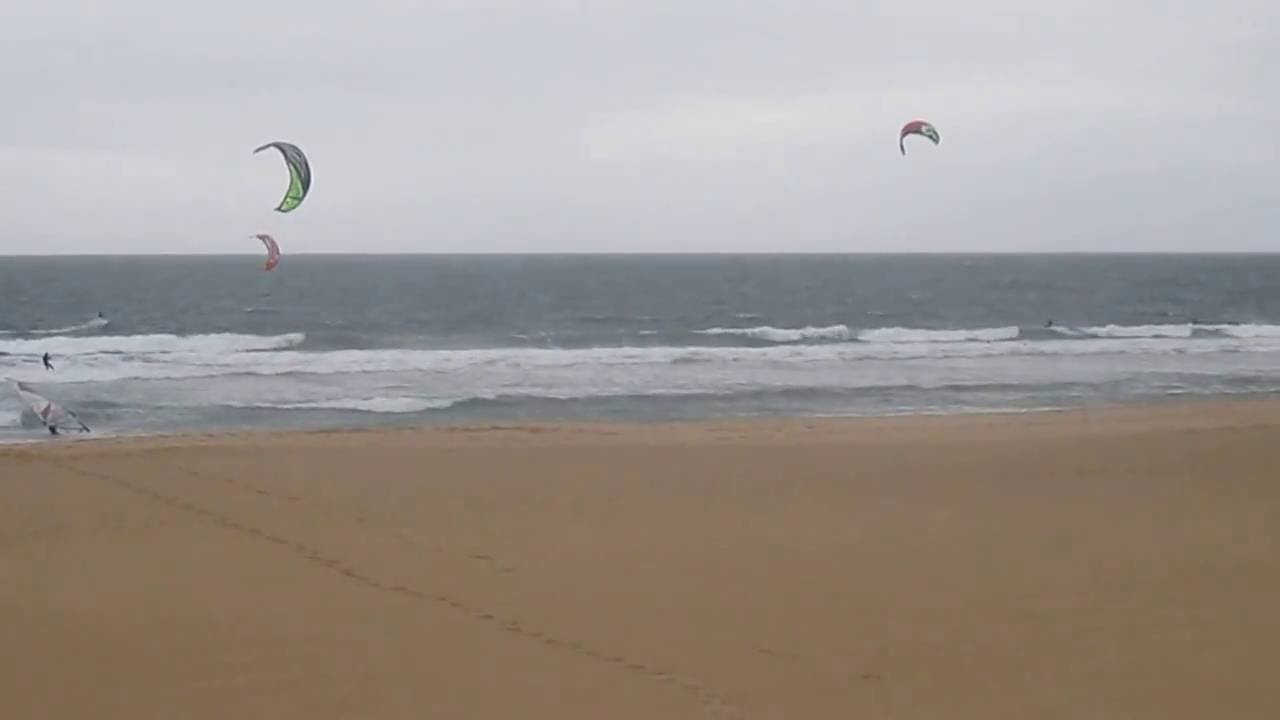 Kitesurf in Lisbon (Carcavelos Beach)
