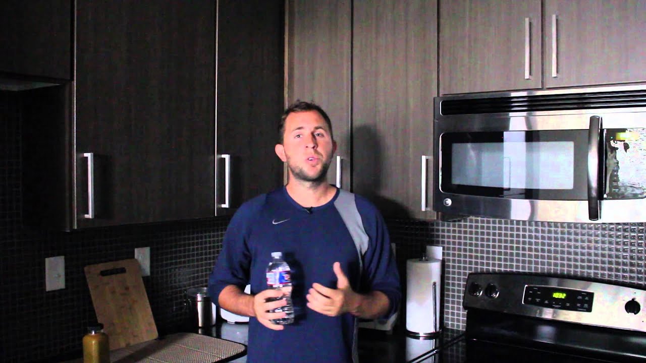 What Soccer Players Should Eat | Soccer Nutrition Advice