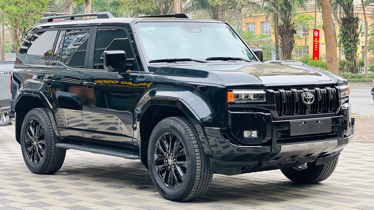 Suv Auto Pro - Hàng Siêu Hot - Land Cruiser_Lc250 - Màu: Đen - Nội Thất: Kem Sẵn Giao Ngay