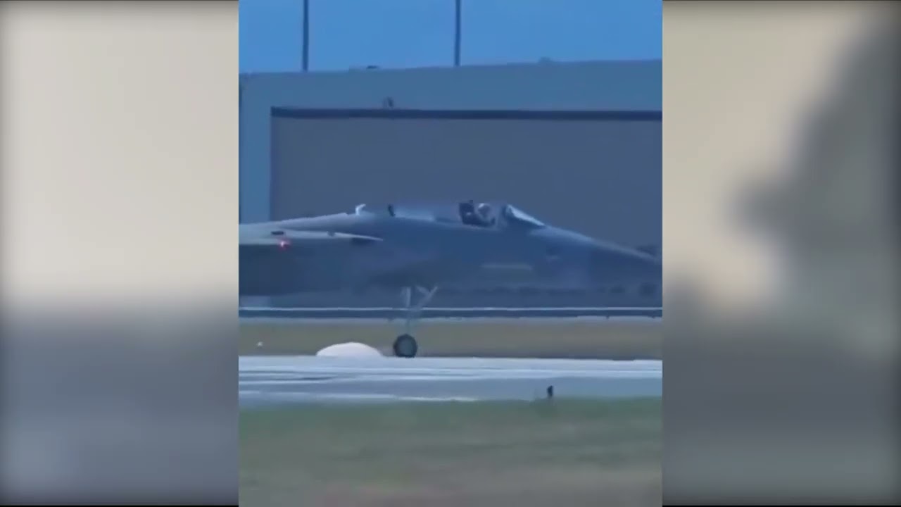 W Massachusetts zgłoszono rzadki przypadek katapultowania się samolotu F-15D Eagle na pasie start...