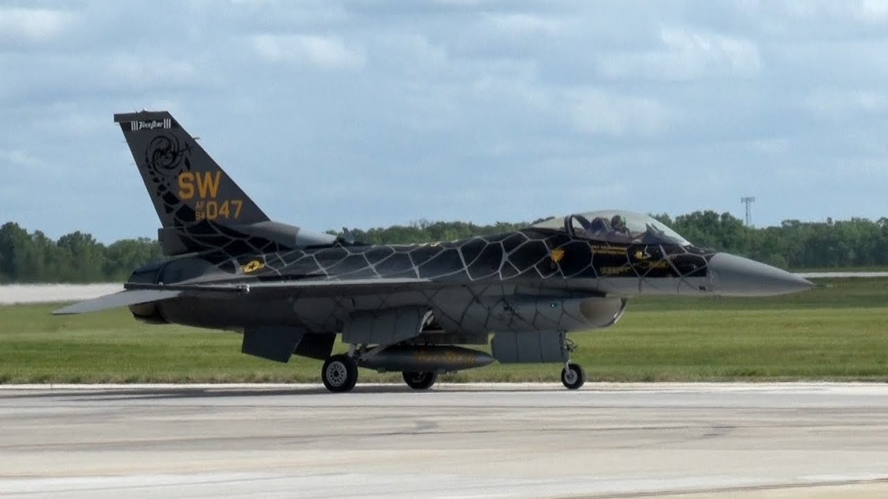 2023 JB MDL Power in the Pines Open House & Air Show - F-16 Viper Demo Team Arrival
