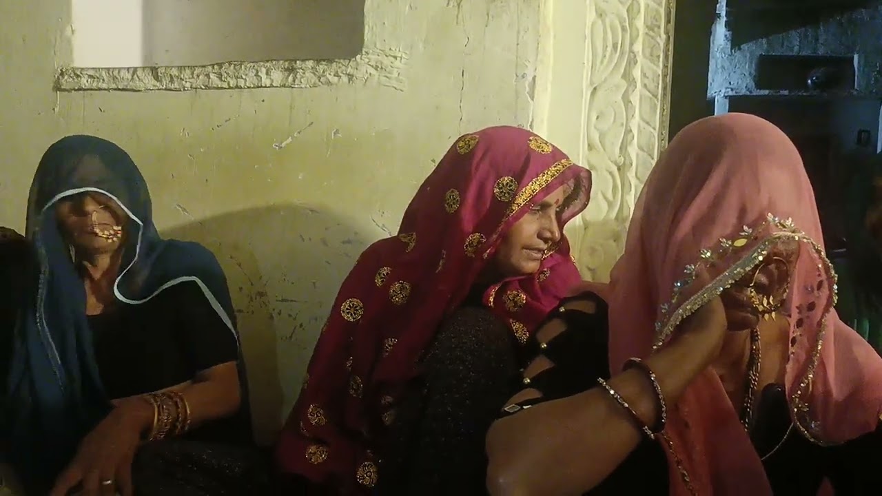 फौरी बाई ममता बाई हनुमान चराडा समस्त लेडीज गीत भगवान शंकर जी गाती हुई 