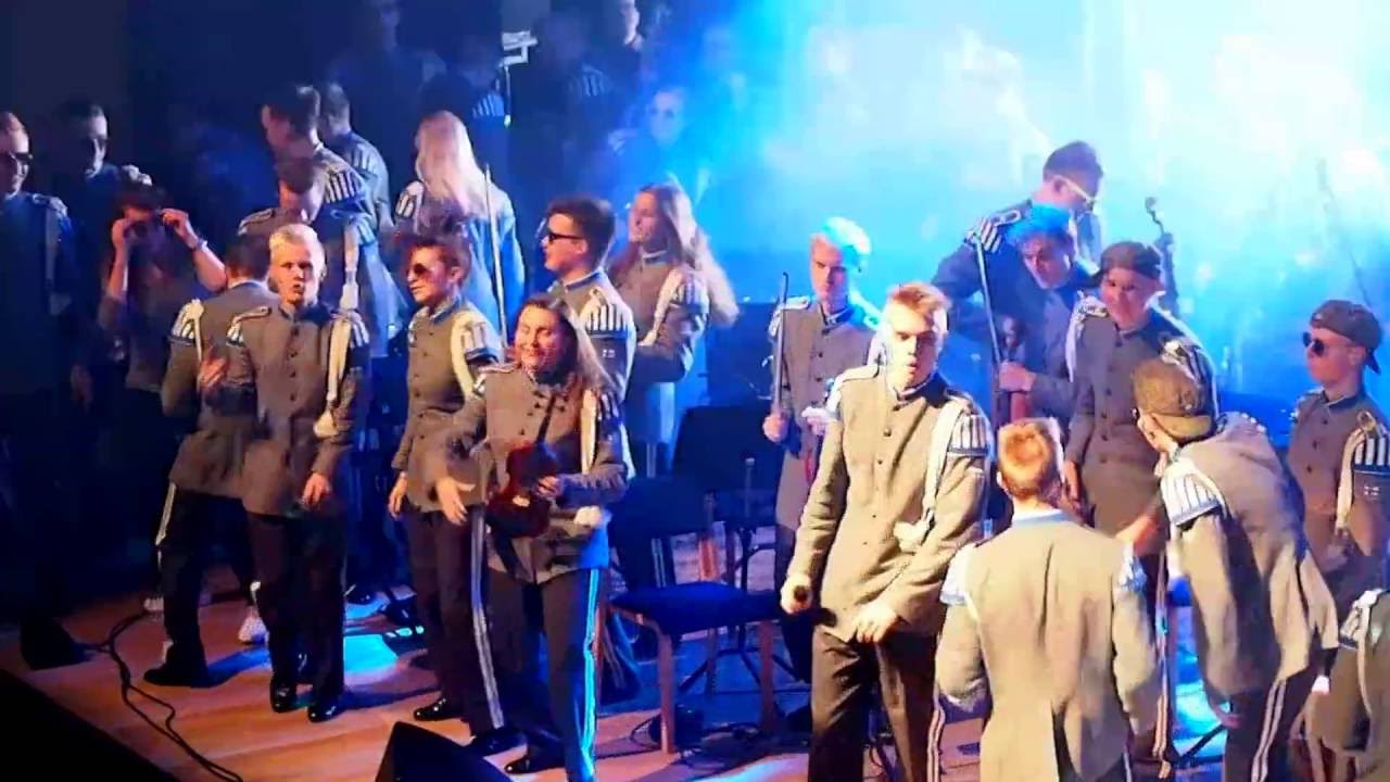 Freestyler, Puolustusvoimien varusmiessoittokunta, sol. Jääk Holopainen ja Jääk Tapani