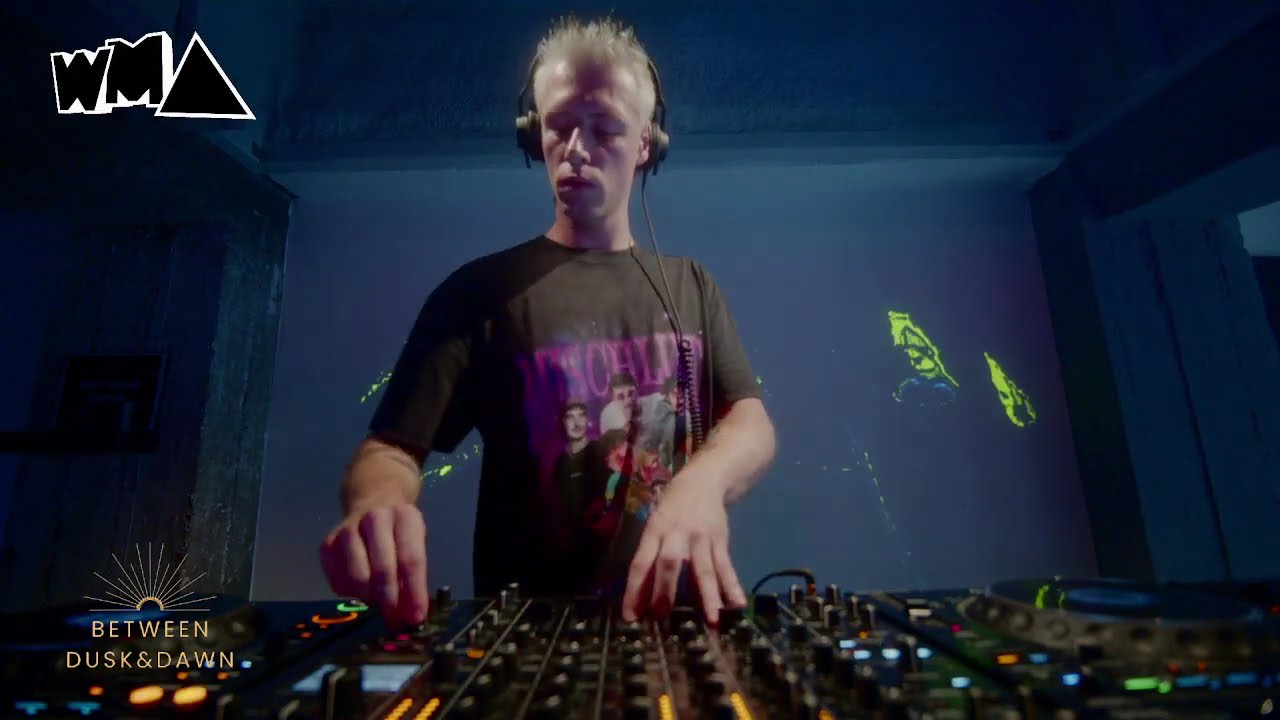 Between Dusk & Dawn @ Amsterdams Most Wanted FM // Paroxyzm
