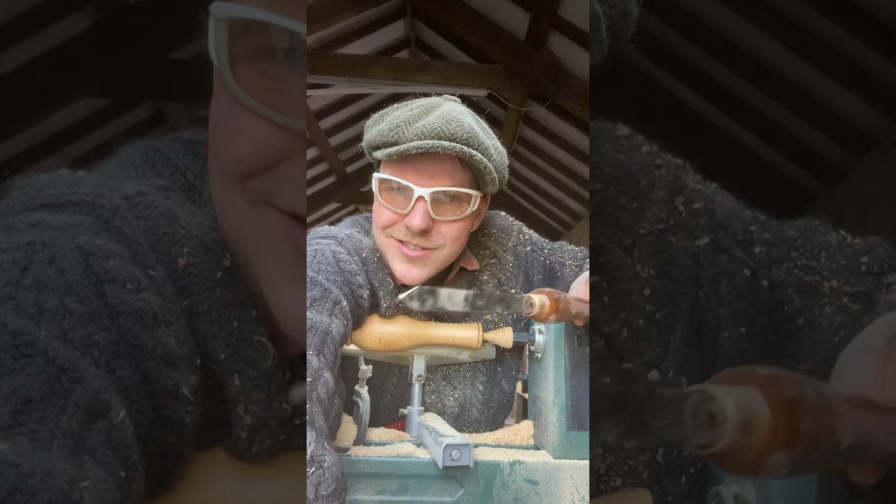 Making a flower vase from an old door frame #ireland #woodwork #woodturning #pine #repurposing