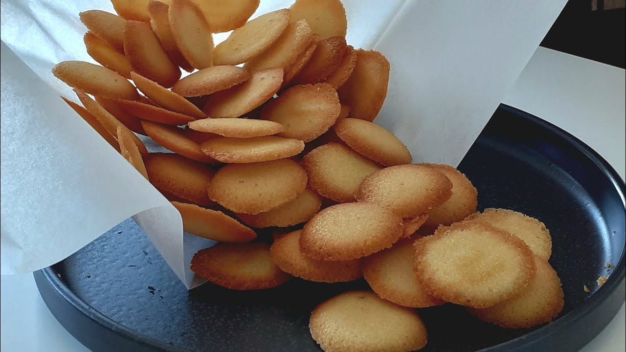 Super Easy, Super Thin, and SUPER CRISPY Cookies 🔥 Langue de Chat Cookie Recipe | Butter Cookies