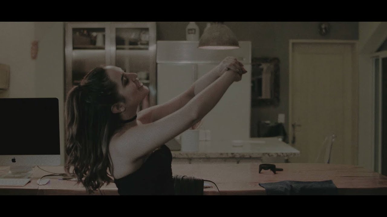 Mc Aese - Desesperadamente (Video Oficial)