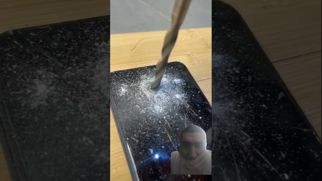 Прошёл Насквозь 📱👎😳