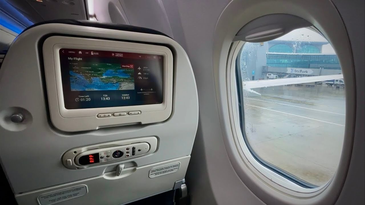 Turkish Airlines Boeing 737-900ER Istanbul to Trabzon الخطوط التركية من اسطنبول إلى طرابزون
