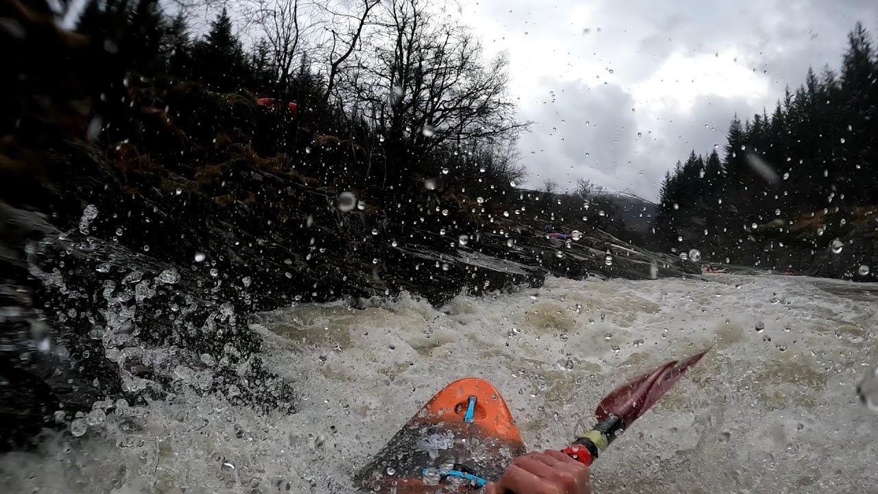 Kayaking the river Orchy at 1.1m