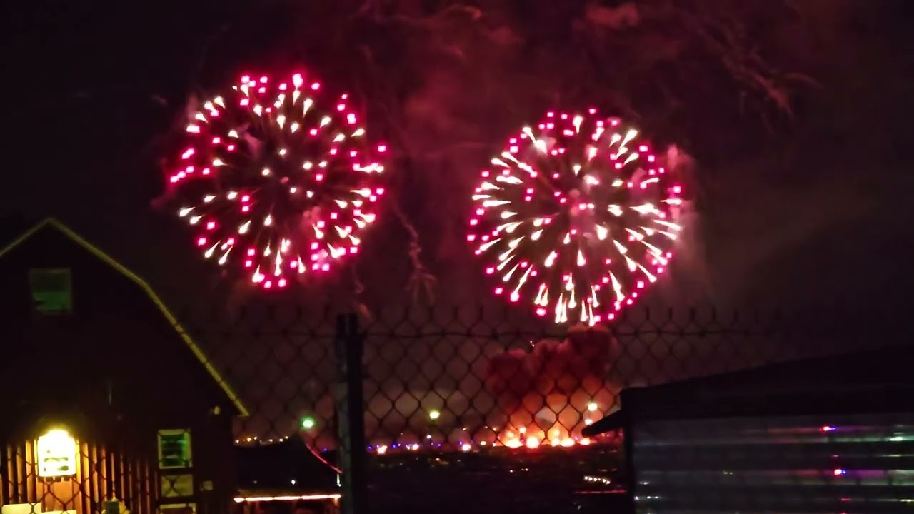Oshkosh 24 night drones and fireworks