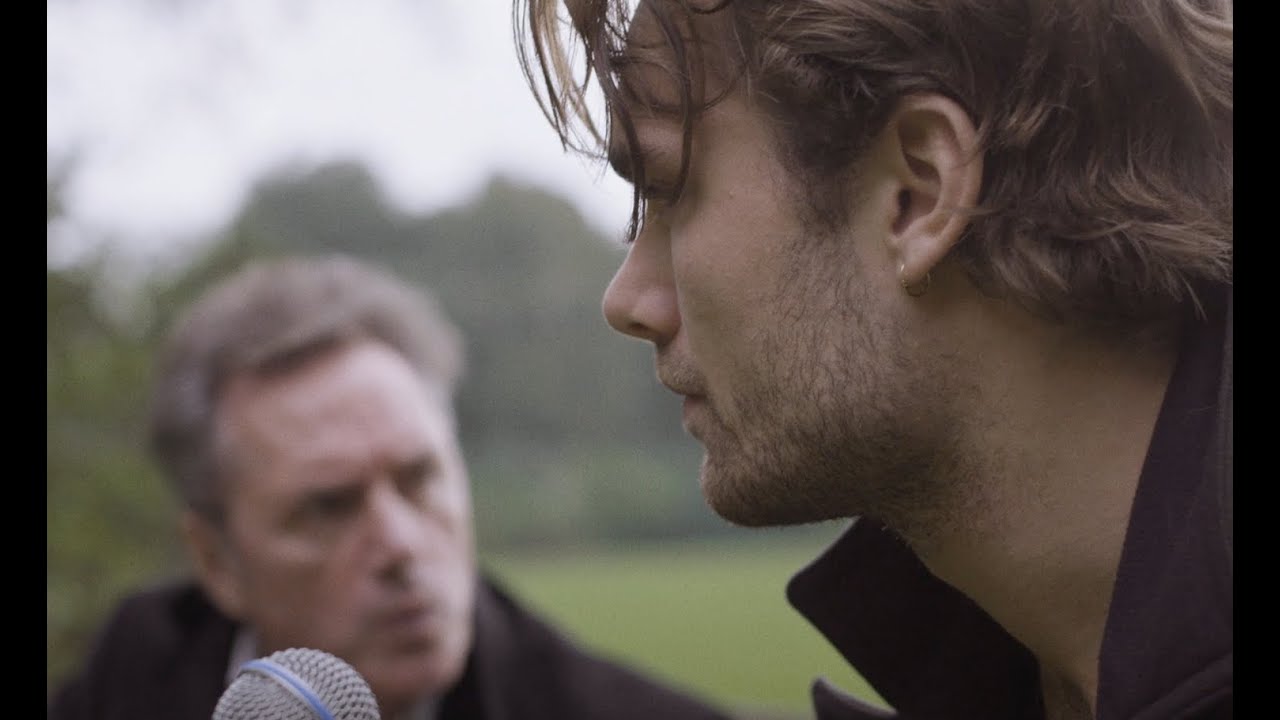 Henny Vrienten - Hij zingt omdat-i het niet zeggen kan