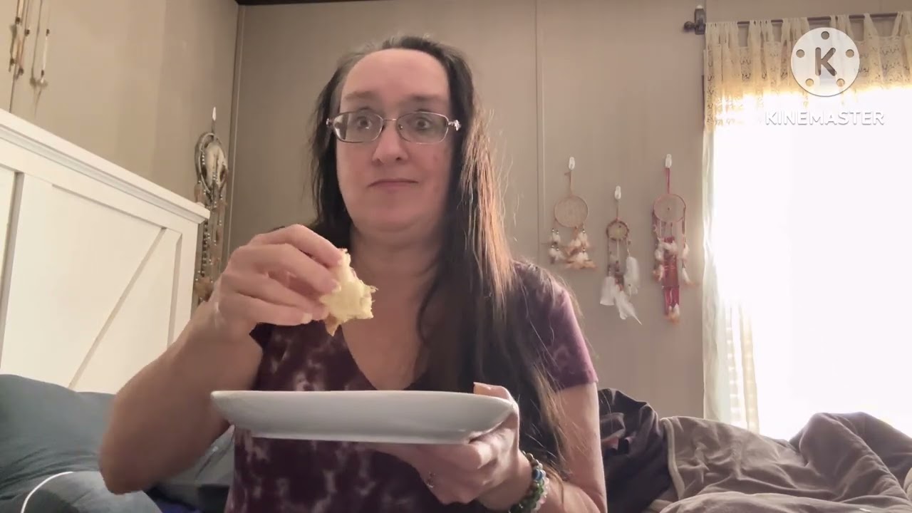 Let’s eat a Tuna Sandwich for Lunch #mukbang eating 