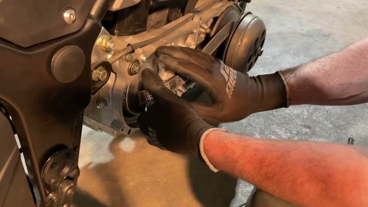 How to Change the Clutch on the Venom x22GT 250cc Automatic Motorcycle | Venom Motorsports