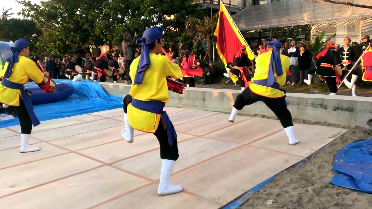 琉球國祭り太鼓 2013  1/1(ミルクムナリ)