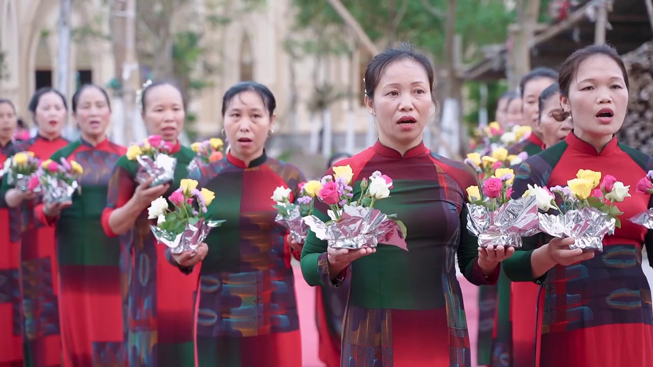 Hội các Bà Mẹ - Dâng hoa kính Đức Mẹ 09/05/2020