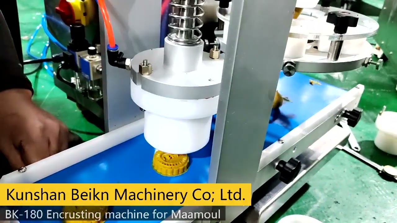 Small Maamoul making machine date cookies Encrusting machine