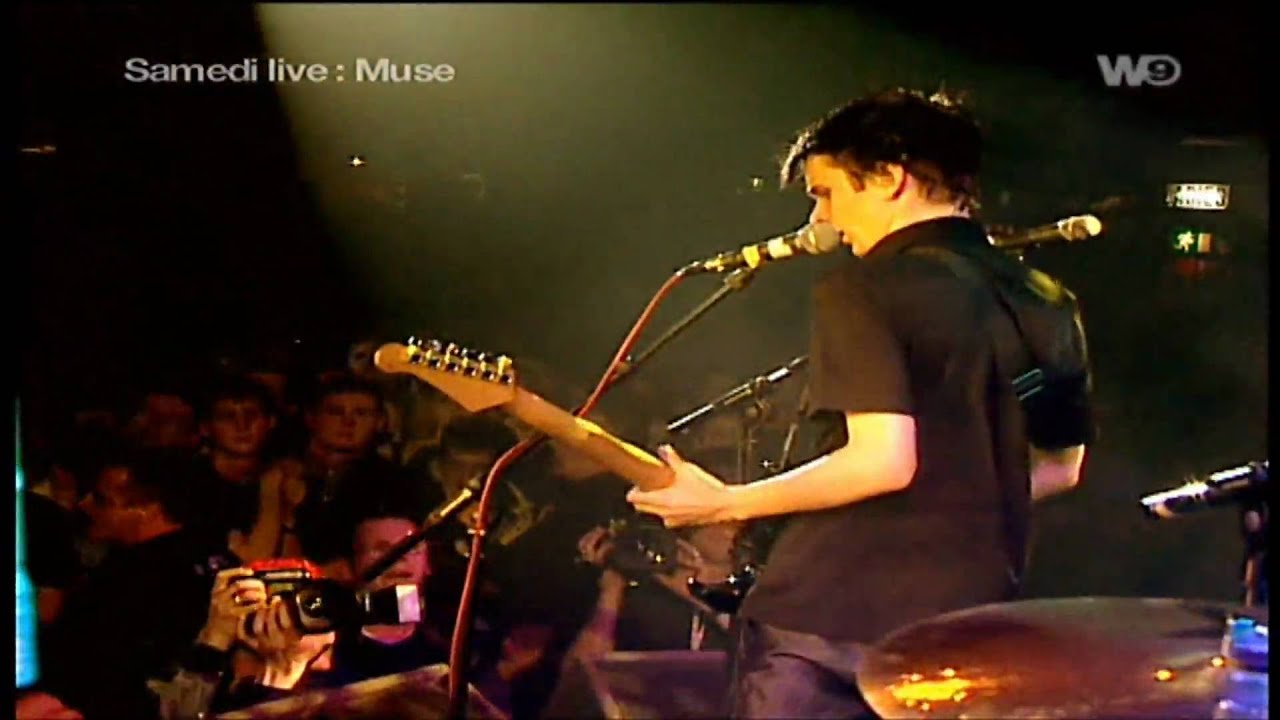 Muse - Plug in Baby live @ London Astoria 2000 [HD]