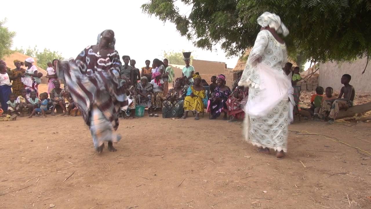 Khasonka drumming, song, and dance from Mahina (Mali) (2012) Jelifòli suite