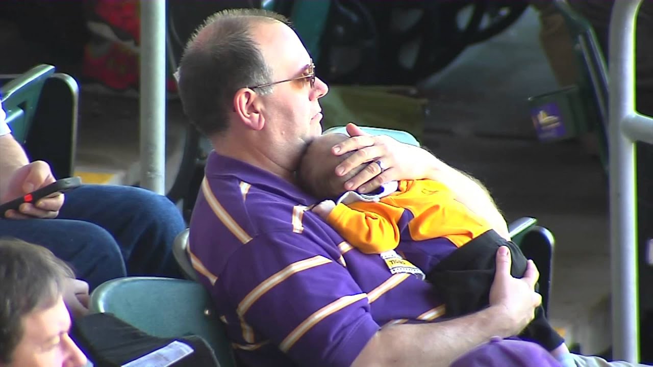 Eric Richey visits Alex Box Stadium for LSU Baseball opening day