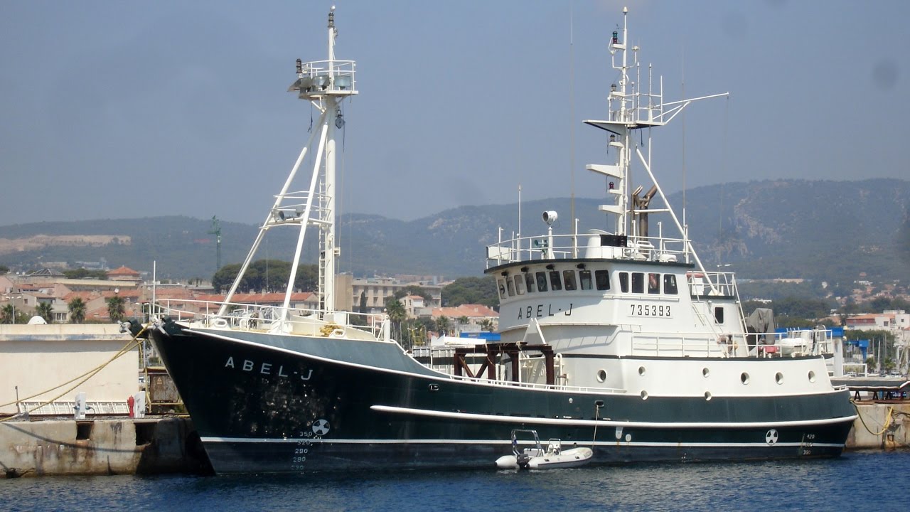 Shipsforsale Sweden Oceanic research vessel Abel J in La Ciotat. Sold.