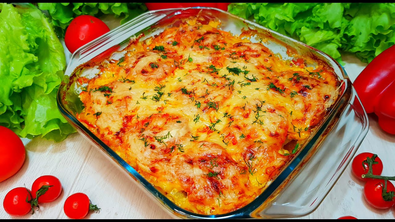 Вкусное филе минтая с овощами в сметанном соусе, запеченное в духовке  Сочная и нежная рыба на ужин