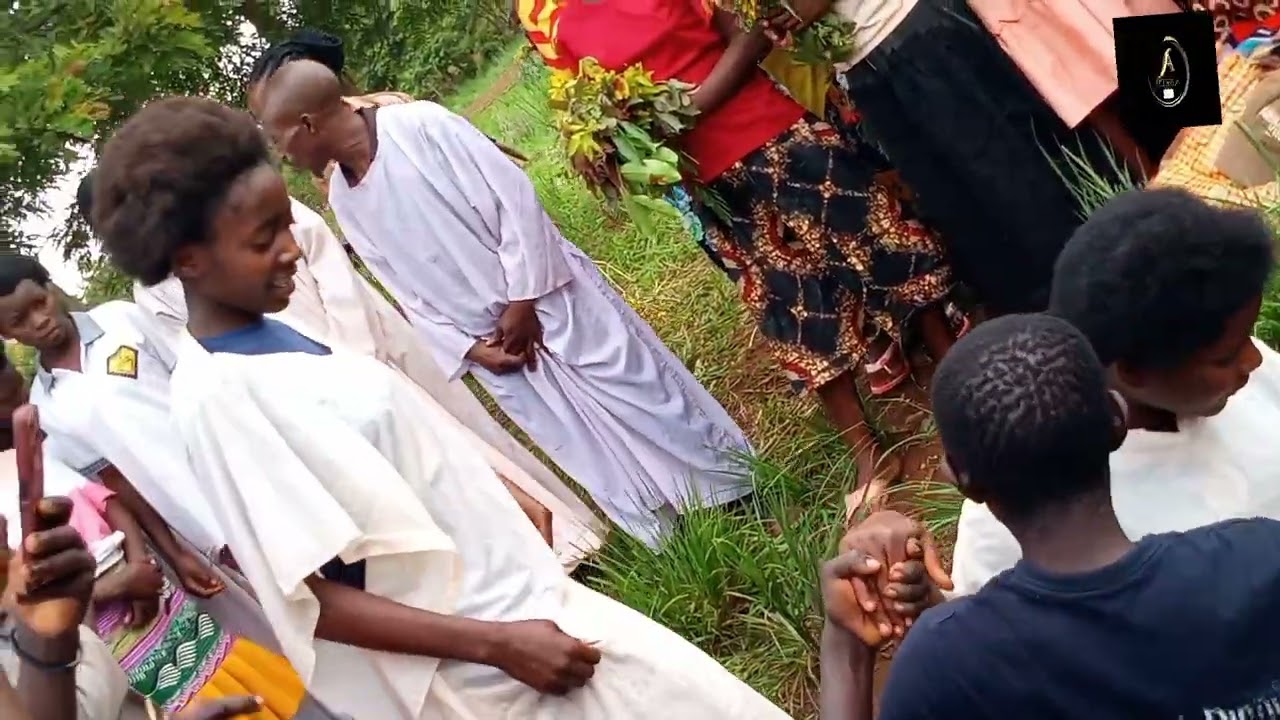 WAKRISTO WAPYA WABATIZWA KWENYE KANISA LA 8em CEPAC MMPT/ NYARUGUSU 