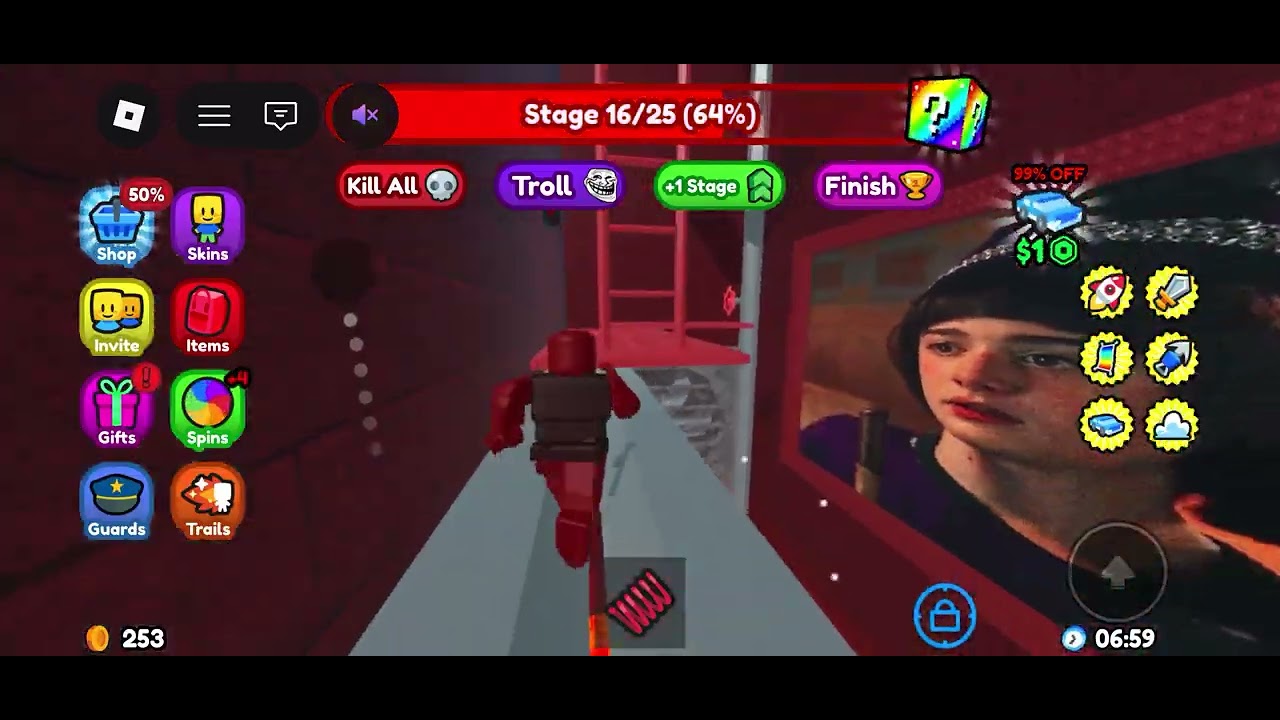 Playing stranger Things prison run obby￼