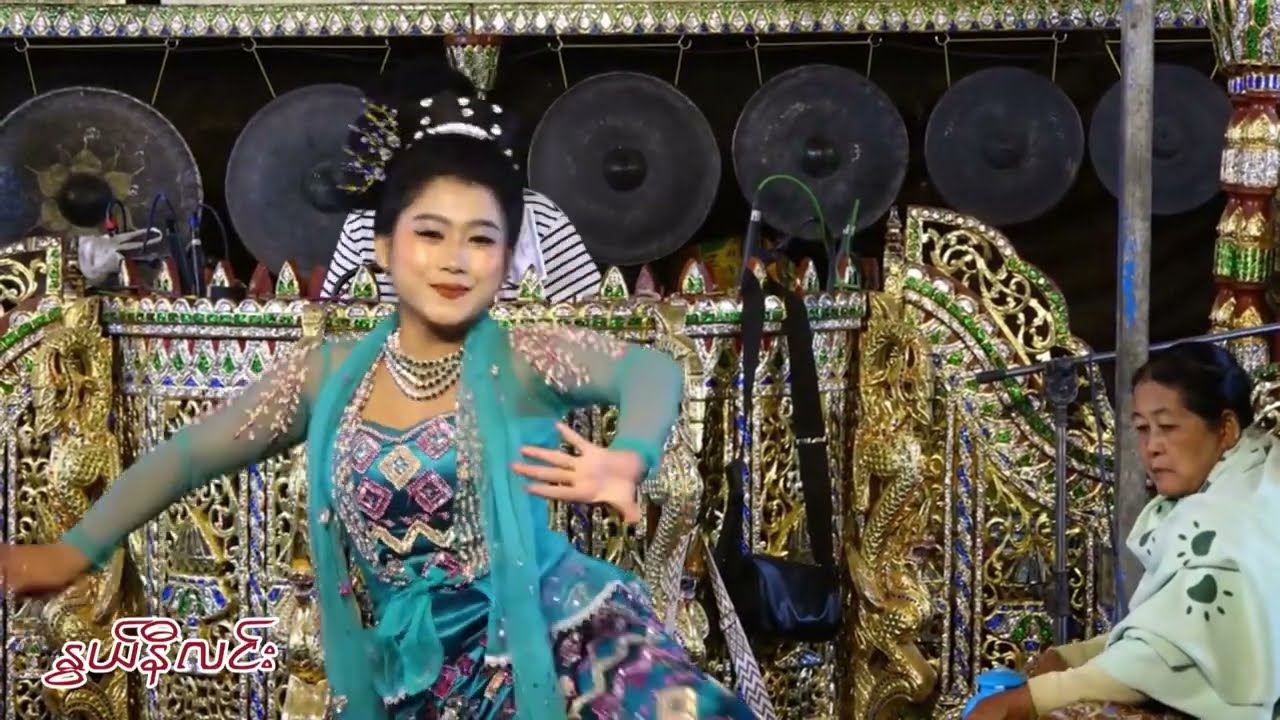 မင်းသမီးနွယ်နီလင်း - အငြိမ့်ခန်း၊ မန္တလေးကျော်မင်းမင်္ဂလာဆိုင်း