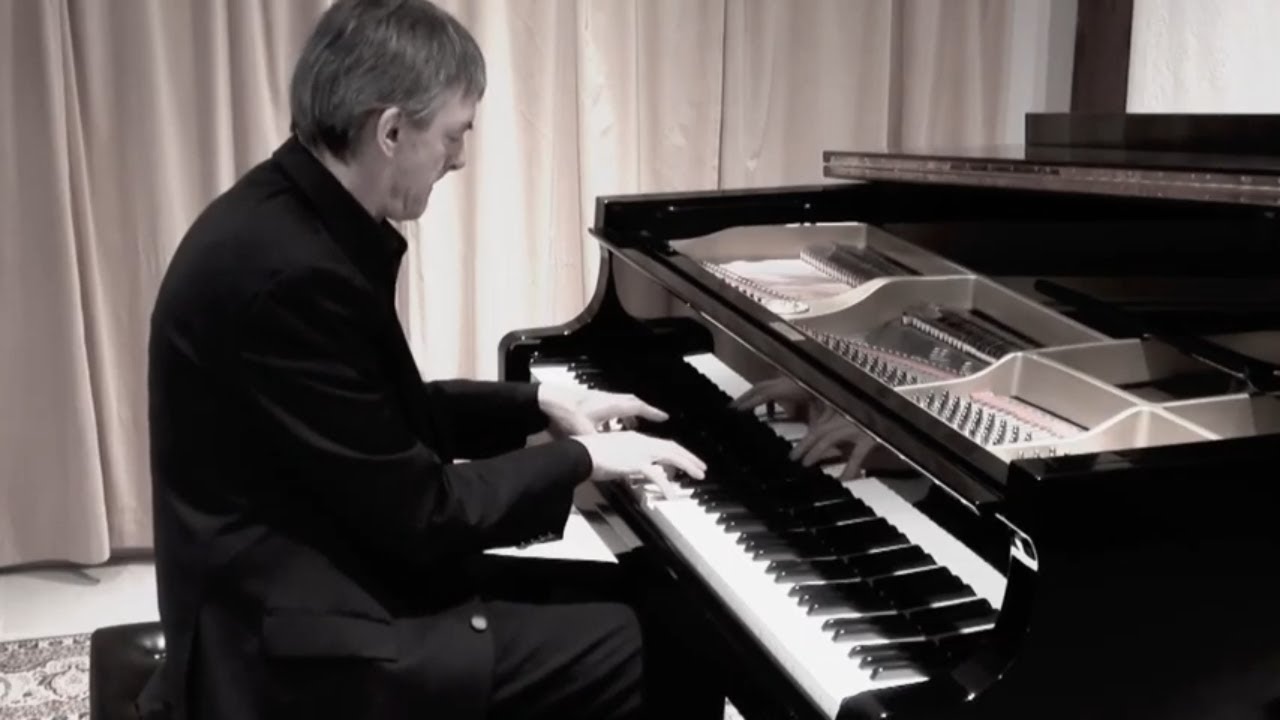How Deep is the Ocean Performed by Christian Jacob